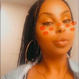 Meet your Posher, Ayan